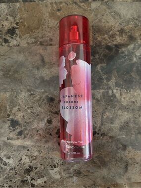 Bath & Bodyworks Fragrance Mist 8 fl oz Japanese Cherry Blossom Body 90% Full